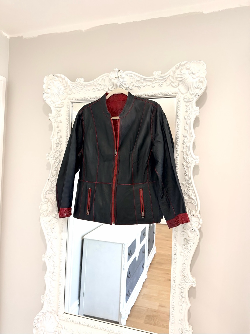 Chico’s Black and Red Women's Reversible Zip-Front Leather & Snake Skin Jacket